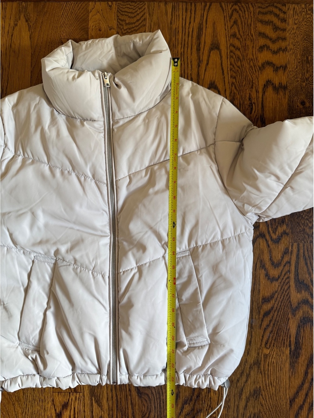 H&M Divided Women Puffer Jacket XS Cream High Neck Cropped Drawstring Coat - Picture 4 of 9